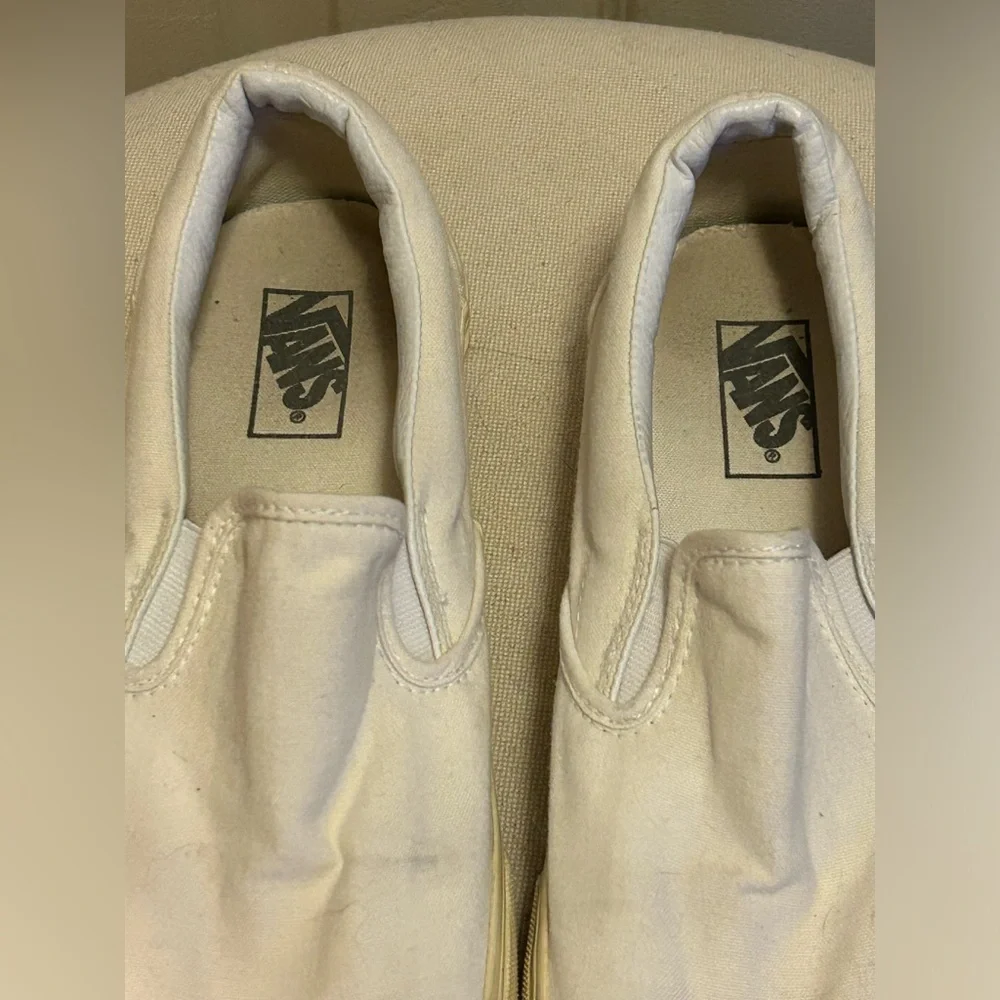 Vans White Classic Slip-On Skateboarding Skater Casual Sneaker Streetwear Shoe